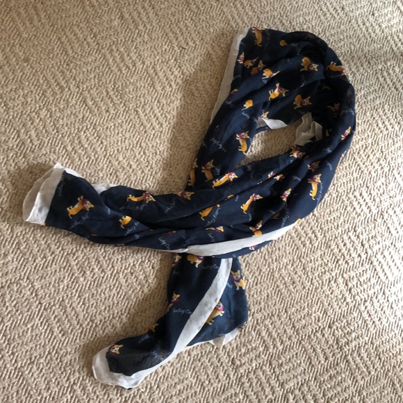 NWT Bass “Feeling Corgeous “  Corgi dog themed  long scarf - Picture 3 of 8
